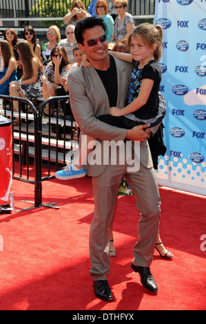 Antonio Sabato Jr et sa fille Mina au 'American Idol' Grande Finale 2009. Nokia Theater, Los Angeles, CA. 05-20-09 Banque D'Images