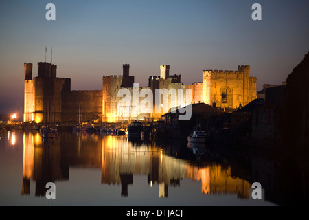 Paysage de nuit de courts de BANGOR CHÂTEAU Banque D'Images