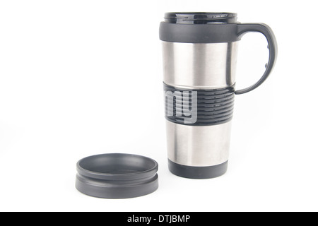 Tasse à café en métal, isolé sur fond blanc Banque D'Images