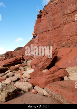 Les roches rouges du Trias sur la côte jurassique inférieur à Orcombe Point, Exmouth, Devon, UK Banque D'Images