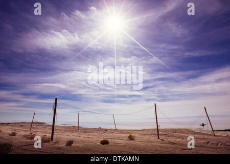 Salton City, CA, USA . Feb 18, 2014. Abandonné county park et rampe de mise à proximité de Niland, en Californie, sur les rives de la mer de Salton. Crédit : Scott London/Alamy Live News Banque D'Images