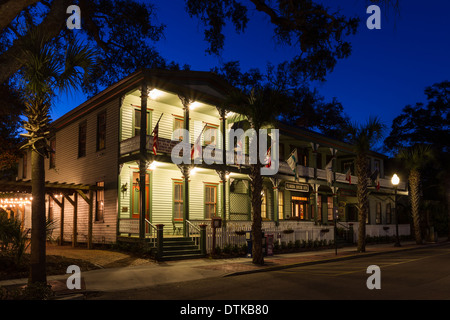 Le Florida House Inn at Twilight, Fernandina Beach, Floride Banque D'Images