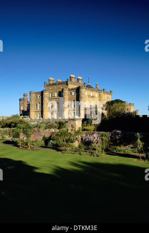 Le Château de Culzean Culzean Castle Gardens et à l'aube qui fait partie de la Côte d'Ayrshire, Ayrshire Banque D'Images