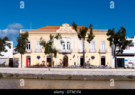 Restaurante Beira Rio, Rua Borda d'Agua da Asseca, Tavira, Algarve, Portugal, Février 2014 Banque D'Images