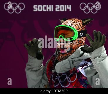 Sochi, Russie. 20 février 2014. Elizavetta Chesnokova de la Russie réagit au cours de la Women's Ski acrobatique Halfpipe Qualification dans Rosa Khutor Parc extrême au Jeux Olympiques de 2014 à Sotchi, Russie, Krasnaya Polyana, 20 février 2014. Photo : Michael Kappeler/dpa/Alamy Live News Banque D'Images