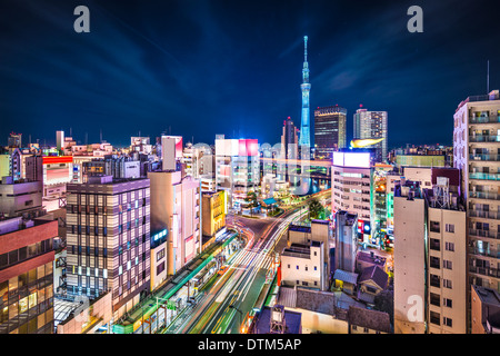 Tokyo, Japon cityscape cityscape aérienne sur Sakura et Taito les pupilles. Banque D'Images