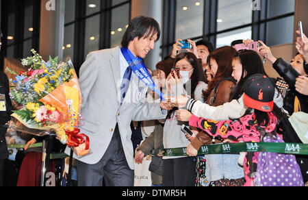 Chiba, Japon, . Feb 20, 2014. Noriaki Kasai (JPN) le Saut à Ski : Noriaki Kasai, Février 20, 2014, Tokyo, Japon : Noriaki Kasai arrive à l'Aéroport International de Narita à Tokyo, Japon, . Credit : AFLO/Alamy Live News Banque D'Images