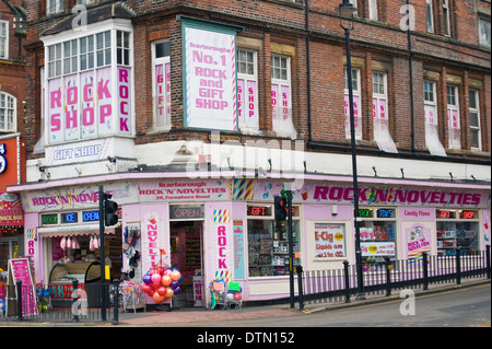 L'extérieur de la boutique Rock, à Scarborough, North Yorkshire Angleterre UK Banque D'Images