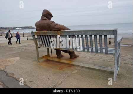 Freddie Gilroy & les traînards Belsen sculpture à North Beach, à Scarborough, North Yorkshire Angleterre UK Banque D'Images