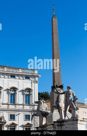 Obélisque. Piazza del Quirinale. Rome, Italie Banque D'Images