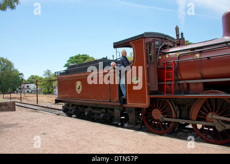 L'Uruguay, Montevideo, Colon. Train à vapeur d'époque, vers 1910, entièrement restauré. Monument historique national. Banque D'Images