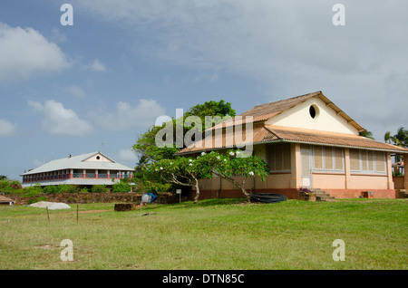 Guyane, Iles du salut. L'île Royale, de la garde des maisons pour l'infâme colonie pénitentiaire. Banque D'Images