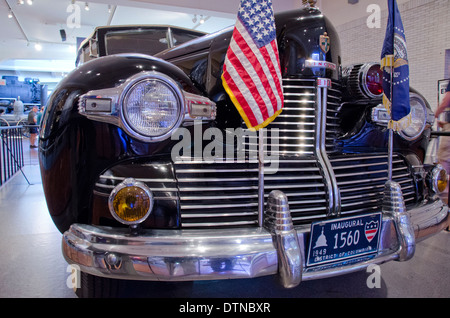 Michigan, Dearborn. Henry Ford Museum, National Historic Landmark. Franklin D. Roosevelt's 'Sunshine' Spécial, 1939 Lincoln. Banque D'Images