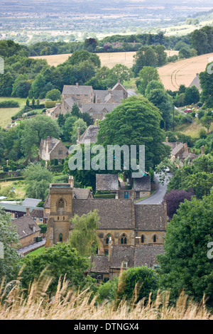 L'église de St Barnabus dans les Cotswolds village de Snowshill, Broadway, Worcestershire, Angleterre. L'été (juillet) 2010. Banque D'Images