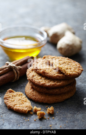 Miel et gingembre cookies Banque D'Images