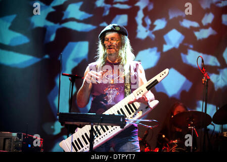 Londres, Royaume-Uni. Feb 22, 2014. 'Tim Blake' préformes à la Rock 4 Sauvetage et Hawkwind concert la sensibilisation de la cruauté envers les animaux par compered présentatrice TV Matthew Wright à l'O2 Shepherds Bush Empire à Londres. Voir Li Capital Photo/Alamy Live News Banque D'Images