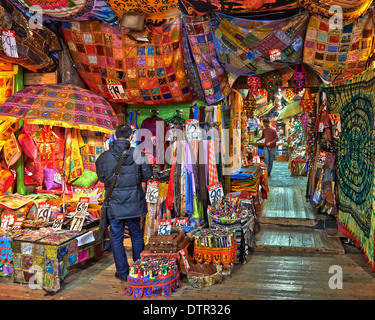 Les marchés de Camden a un certain nombre de grands marchés de détail attenant à Camden Town Banque D'Images