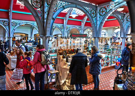 Les marchés de Camden a un certain nombre de grands marchés de détail attenant à Camden Town Banque D'Images