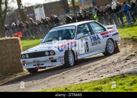 Stoneleigh Park, Coventry, Royaume-Uni. Feb 22, 2014. Retro course à étapes Live rally Stoneleigh Park B classe classique de voitures de rallye Ford,Audi,Ferrari,MG et divers autres fabricants Crédit : Steven re/Alamy Live News Banque D'Images