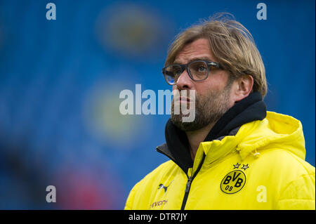Hambourg, Allemagne. Feb 22, 2014. L'entraîneur-chef Dortmund JÜRGEN KLOPP réagit au cours de la Bundesliga match entre Hambourg SV et le Borussia Dortmund à l'Imtech Arena de Hambourg, Allemagne, 22 février 2014. Photo : MAJA HITIJ/dpa/Alamy Live News Banque D'Images