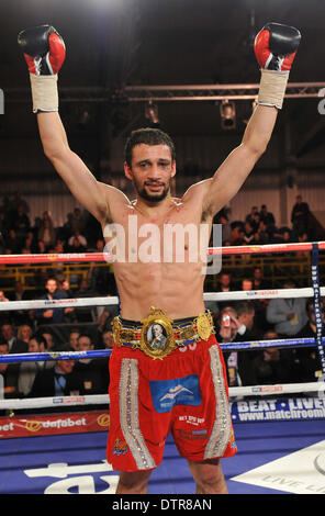 Hull, Royaume-Uni. Feb 22, 2014. Combats de boxe Matchroom soirée de la fierté de la Hull Ice Arena. Darren Hamilton versus Curtis Woodhouse pour le super-légers britannique intitulé. Woodhouse a gagné le combat mais comme prévu, a pris sa retraite de la boxe immédiatement après la victoire. Credit : Action Plus Sport/Alamy Live News Banque D'Images