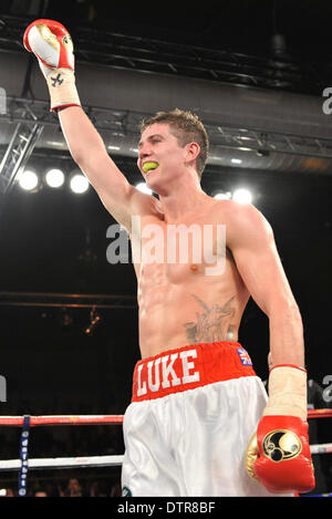 Hull, Royaume-Uni. Feb 22, 2014. Combats de boxe Matchroom soirée de la fierté de la Hull Ice Arena. Luke Campbell contre Scott Moises. Campbell arrêté Moises dans le 6e tour. Credit : Action Plus Sport/Alamy Live News Banque D'Images