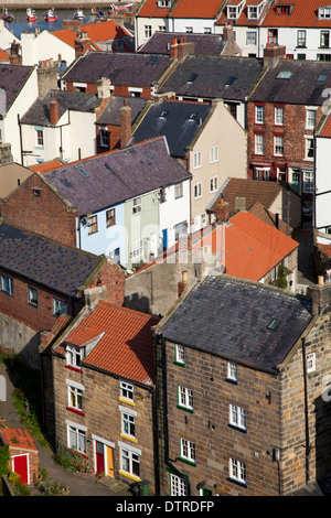 Maisons dans le village de pêcheurs de Staithes, North Yorkshire, Angleterre, Royaume-Uni Banque D'Images
