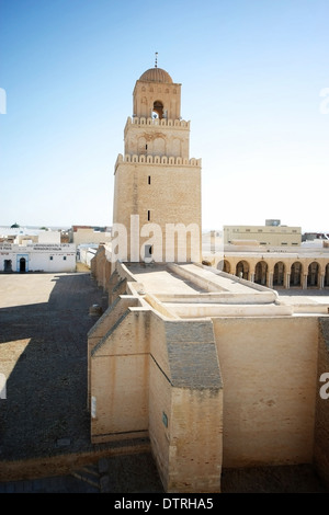 La Grande mosquée de Kairouan, aussi connu comme la Mosquée de Uqba, l'une des plus importantes mosquées de Tunisie. Banque D'Images