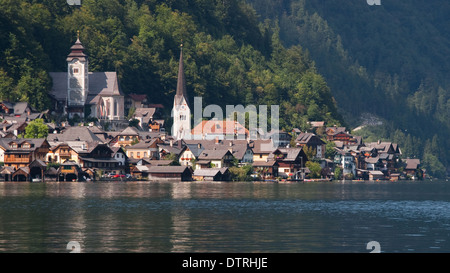 Village de Hallstatt dans le Salzkammergut, Autriche. Banque D'Images