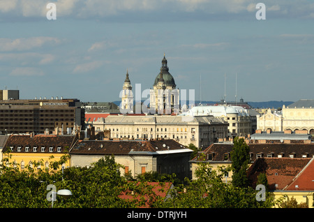 Saint Stephen's Basilica Budapest Hongrie vue depuis la colline du château Banque D'Images