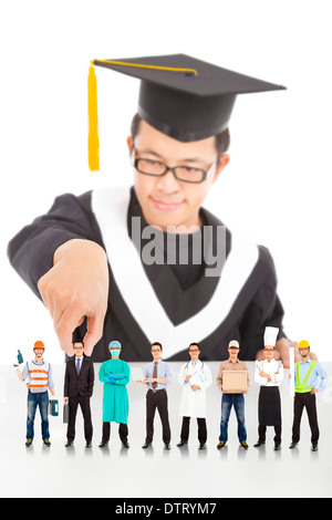 L'obtention du diplôme étudiant de choisir sa carrière dans l'avenir sur fond blanc Banque D'Images