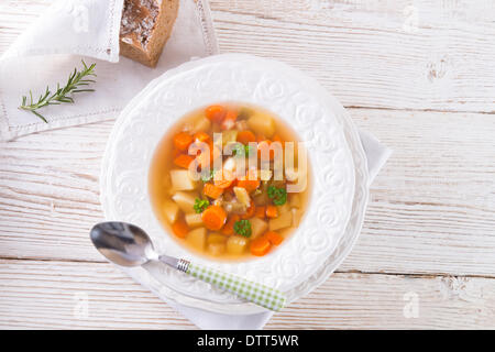 Soupe de carottes avec ressort Banque D'Images