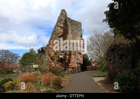 Les ruines de château, Bridgnorth Bridgnorth town, comté de Shropshire, Angleterre Banque D'Images