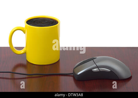 Souris d'ordinateur et Coffee cup Banque D'Images