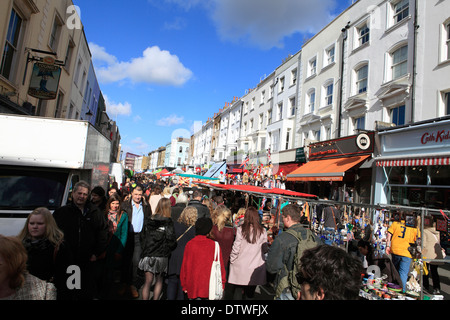 United Kingdom London Borough de Kensington et Chelsea samedi de Portobello Road Market Banque D'Images