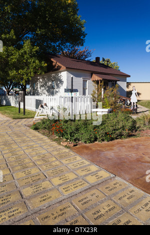 USA, Kansas, libéral, Dorothy's House, réplique de la chambre du film Wizard of Oz Banque D'Images