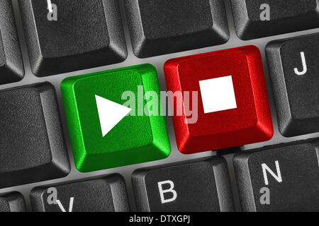 Clavier d'ordinateur avec touches Play et Stop Banque D'Images