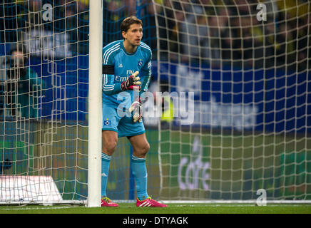 Hambourg, Allemagne. Feb 22, 2014. Le gardien de Hambourg René Adler en action pendant le match de football de la Bundesliga entre Hambourg SV et le Borussia Dortmund à l'Imtech Arena de Hambourg, Allemagne, 22 février 2014. Photo : Thomas Eisenhuth/DPA - AUCUN SERVICE DE FIL/KEIN BILDFUNK-/dpa/Alamy Live News Banque D'Images