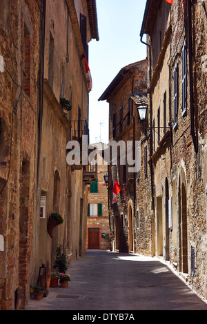 Rue calme à Pienza, Toscane, Italie, Toscane Banque D'Images