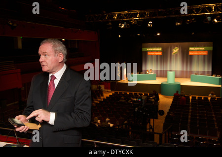 Martin McGuinness, vice-premier ministre, député provincial de l'Irlande du Nord au Sinn Fein Ard Fheis, dans Castlebar, Comté de Mayo. Banque D'Images