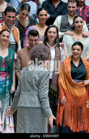 Madrid, Espagne. Feb 24, 2014. La Reine Sofia d'Espagne et du Ballet National d'visites Spanish National Dance Company à Naves del Matadero, 24 février 2014 à Madrid, Espagne. © Oscar Gonzalez/NurPhoto ZUMAPRESS.com/Alamy/Live News Banque D'Images