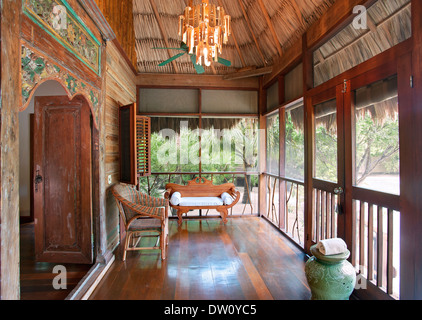 Une chambre à Turtle Inn, Belize Banque D'Images