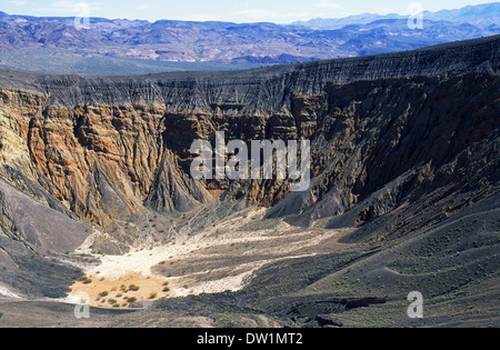 Elk248-2111 Californie, Death Valley National Park, Cratère Ubehebe Banque D'Images