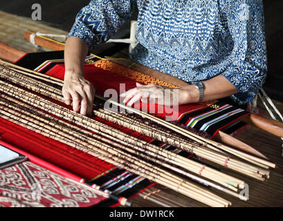 Tisser malais traditionnel Banque D'Images