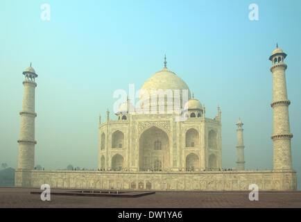 Taj Mahal - mausolée célèbre Banque D'Images