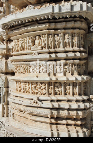 L'hindouisme fragment temple ranakpur Banque D'Images