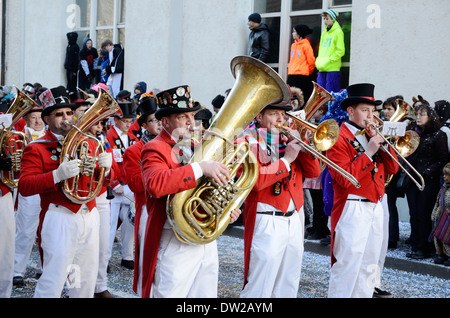 Défilé des orchestres au carnaval allemand Fastnacht Banque D'Images