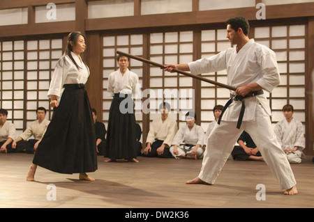 Ombre de ninja ; une larme 2013 Millenium Films Production avec Scott Adkins et Mika Hijii Banque D'Images