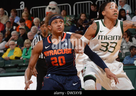 Coral Gables, FL, USA. Feb 20, 2014. Brittney Sykes # 20 de Syracuse en action pendant le match de basket-ball de NCAA entre les ouragans à Miami et l'Orange de Syracuse à la Banque United Center de Coral Gables, Fl. L'Orange a défait les Hurricanes 69-48. © csm/Alamy Live News Banque D'Images