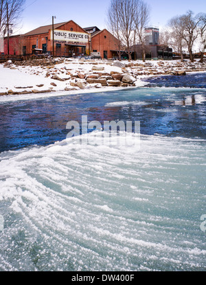 Steamplant maintenant rénové, la salida SteamPlant Theatre et centre de l'événement, la glace étranglée Arkansas River, Salida, Colorado, USA Banque D'Images